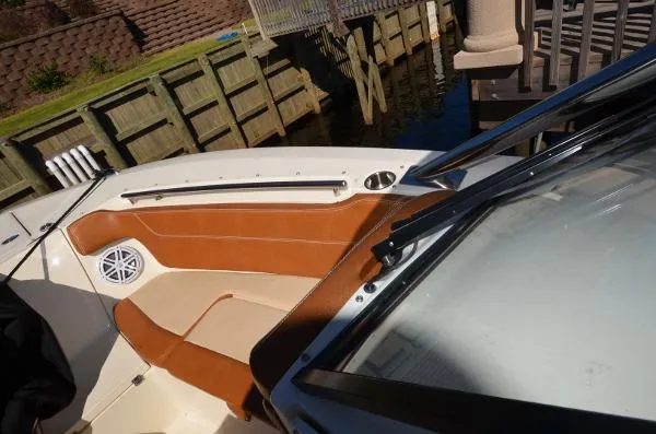 Slide: The Image of Scout 275 Dorado 2018 - 11