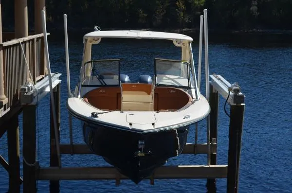 Slide: The Image of Scout 275 Dorado 2018 - 2