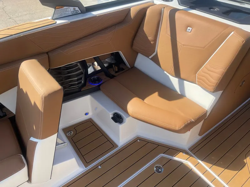 Slide: The Image of Nautique G23 2026 - 31