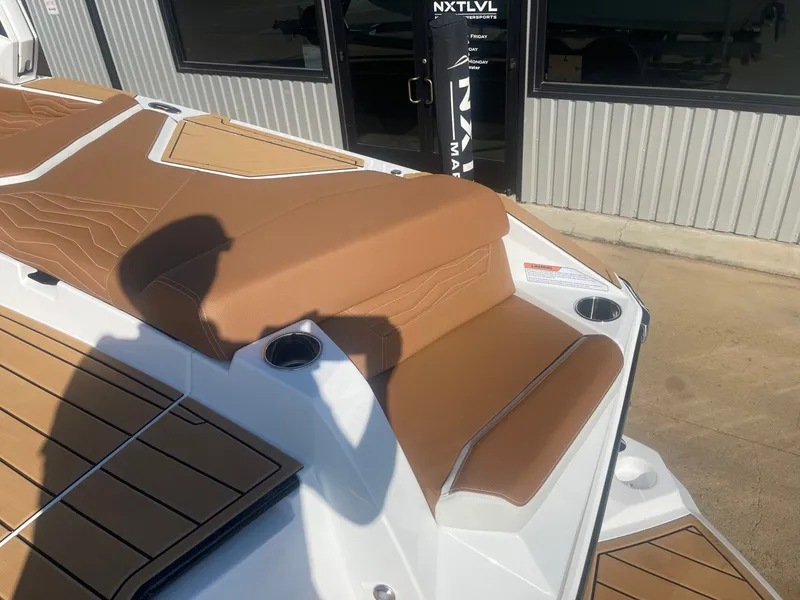 Slide: The Image of Nautique G23 2026 - 9