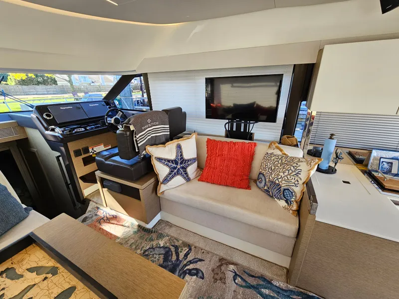 Slide: The Image of Interior of a 2018 Prestige 460 yacht with stylish decor. - 20