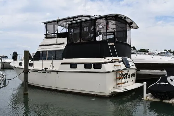 Slide: The Image of Carver Yachts 3607 Aft Cabin 1982 - 0