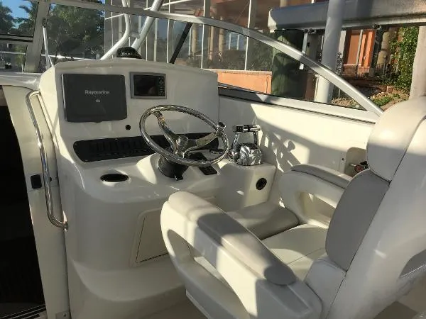 Slide: The Image of Boston Whaler 305 Conquest 2009 - 10