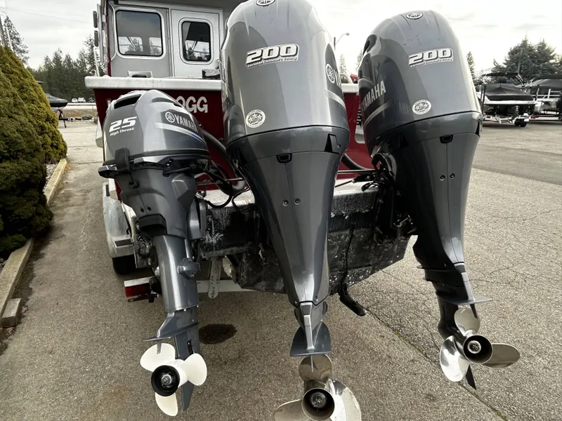 Slide: The Image of Duckworth 26 Offshore 2020 - 4