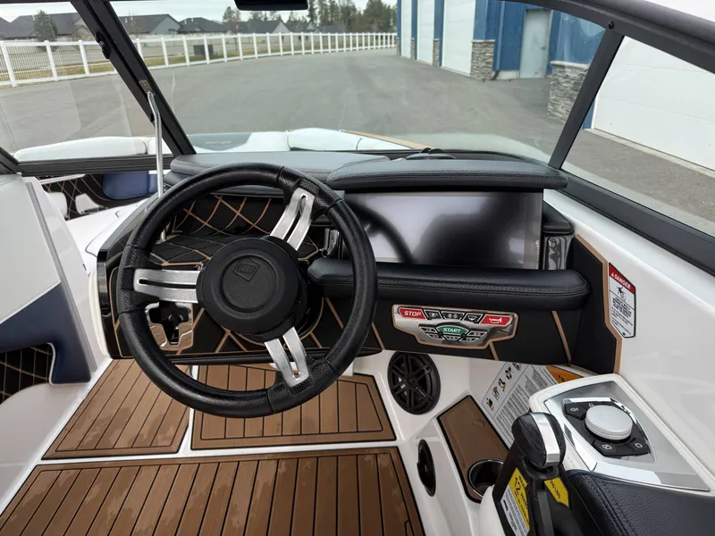 Slide: The Image of Nautique Super Air Nautique GS20 2017 - 13