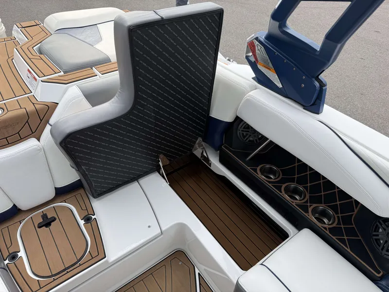 Slide: The Image of Nautique Super Air Nautique GS20 2017 - 19