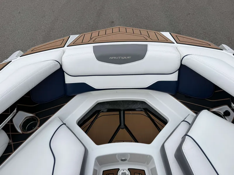 Slide: The Image of Nautique Super Air Nautique GS20 2017 - 29