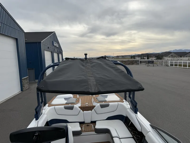 Slide: The Image of Nautique Super Air Nautique GS20 2017 - 9