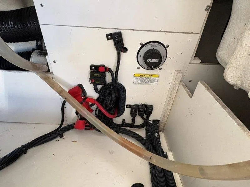 Slide: The Image of Sea Ray SLX 230 2014 - 73