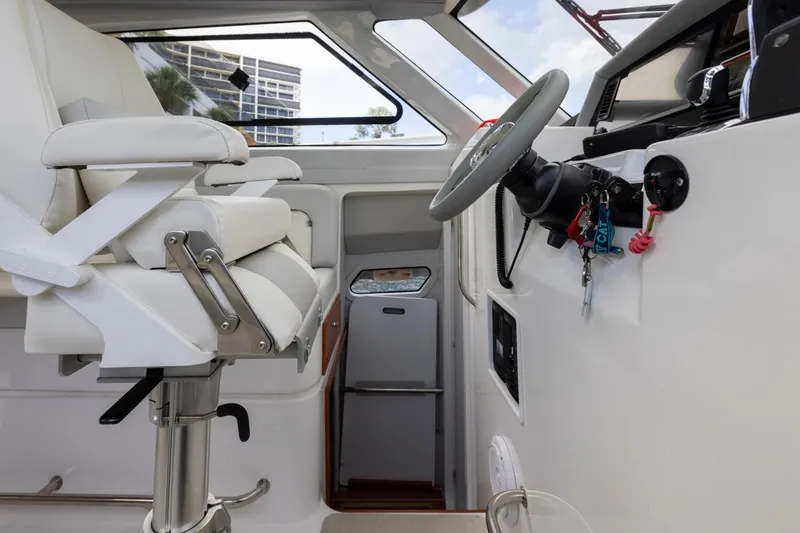Slide: The Image of ArrowCat Flybridge Dual Helm 2023 - 53