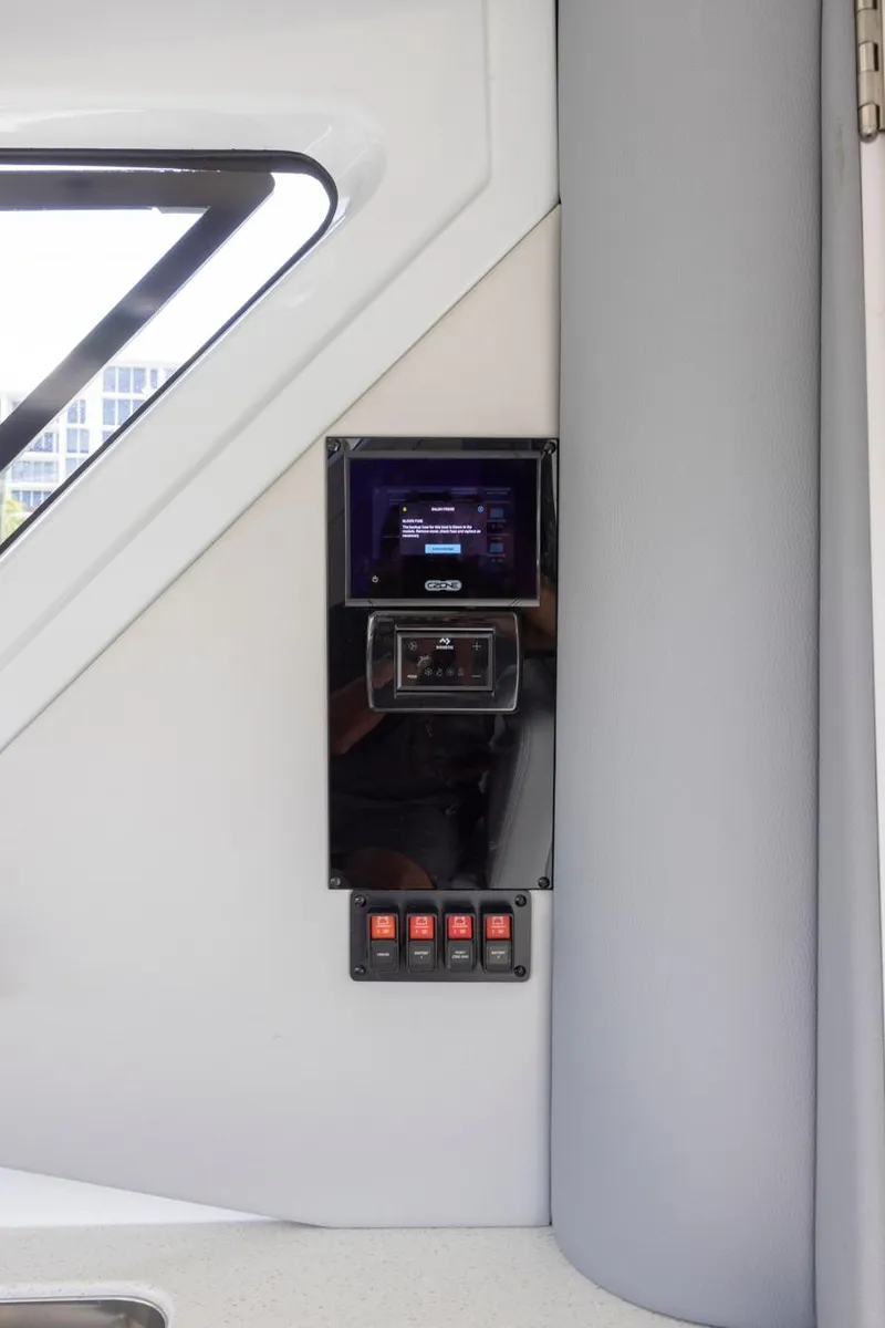 Slide: The Image of ArrowCat Flybridge Dual Helm 2023 - 63