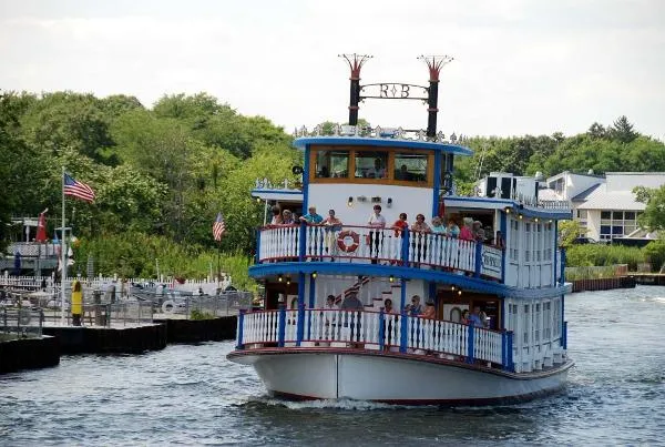 Slide: The Image of Custom Dinner Boat 1989 - 2