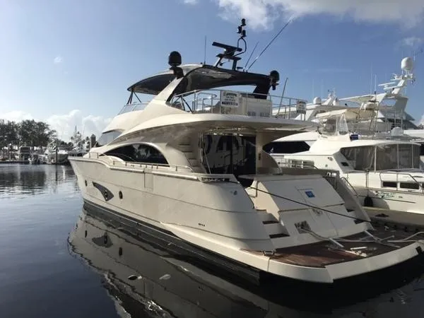 Slide: The Image of Marquis 720 Fly 2016 - 0