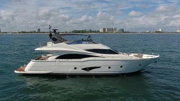 Slide: The Image of Marquis 720 Fly 2016 - 10