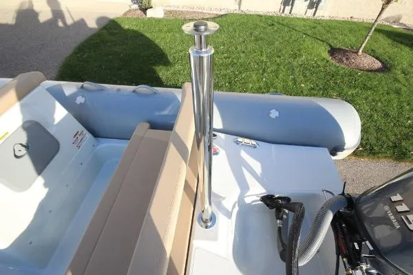 Slide: The Image of Zodiac Medline 580 NEO 115hp In Stock 2019 - 10