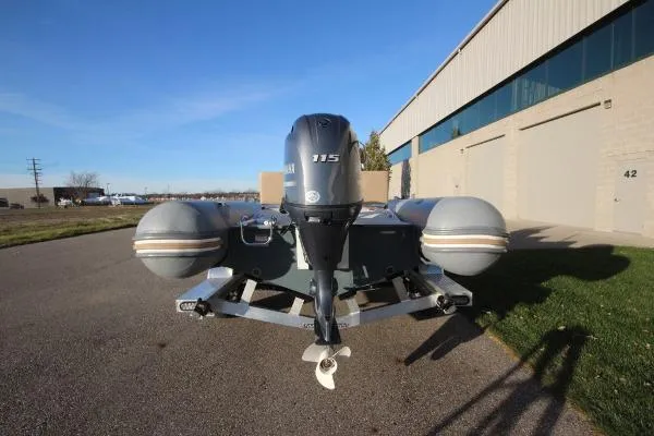 Slide: The Image of Zodiac Medline 580 NEO 115hp In Stock 2019 - 4