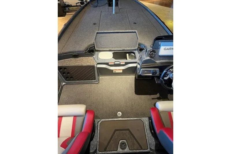 Slide: The Image of Interior of 2026 Nitro Z20 XL Pro boat with Garmin navigation system. - 6