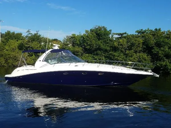 Slide: The Image of Sea Ray 420 Sundancer 2003 - 0