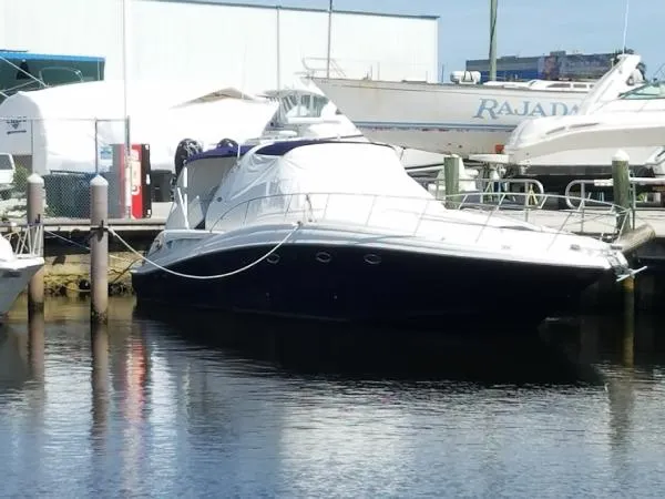 Slide: The Image of Sea Ray 420 Sundancer 2003 - 3