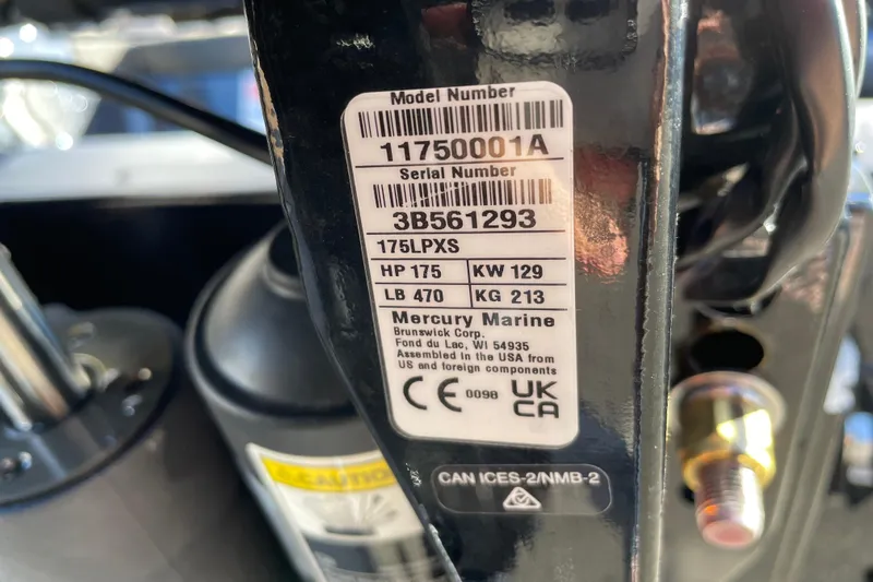 Slide: The Image of Label on Mercury Marine engine with model and serial numbers, 2026 Nitro Z18. - 127