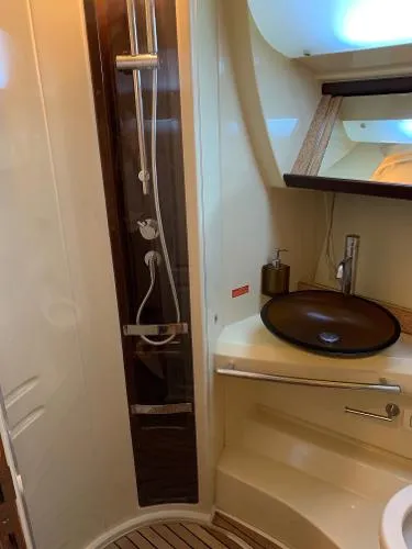 Slide: The Image of Azimut 40 FLY NO PODS SHAFT DRIVE 2012 - 1