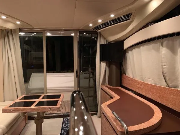 Slide: The Image of Azimut 40 FLY NO PODS SHAFT DRIVE 2012 - 7