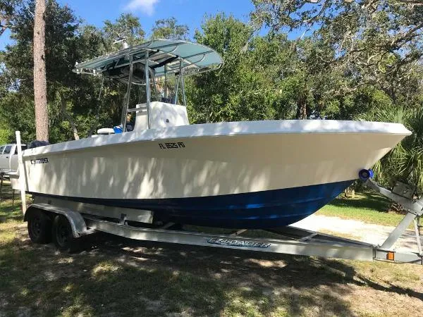 Slide: The Image of Contender 230 Center Console 2011 - 0