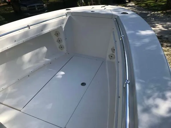 Slide: The Image of Contender 230 Center Console 2011 - 1