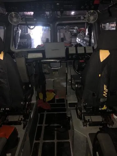 Slide: The Image of Safe Boats Defender 2006 - 7