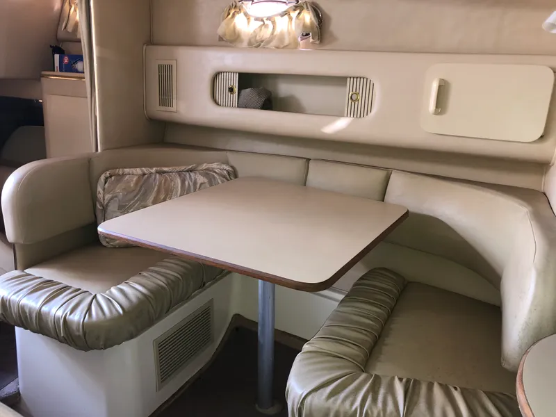 Slide: The Image of Sea Ray Sundancer 1998 - 6