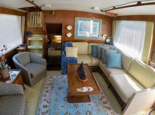 Slide: The Image of Tollycraft 48 Motor Yacht 1982 - 11
