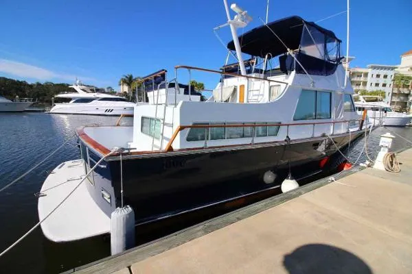 Slide: The Image of Tollycraft 48 Motor Yacht 1982 - 6