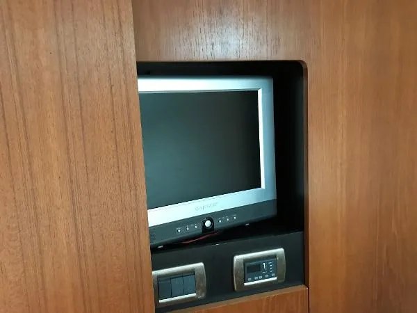 Slide: The Image of Tiara 3900 Sovran 2007 - 11