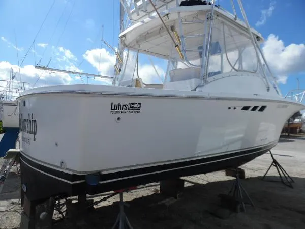 Slide: The Image of Luhrs 290 OPEN 1993 - 5
