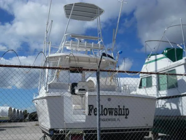 Slide: The Image of Luhrs 290 OPEN 1993 - 6