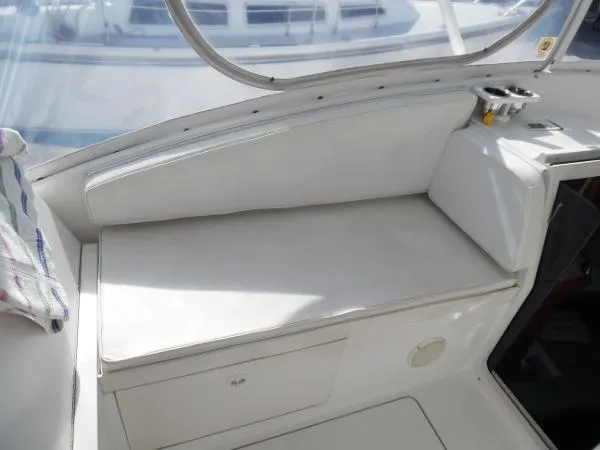 Slide: The Image of Luhrs 290 OPEN 1993 - 9