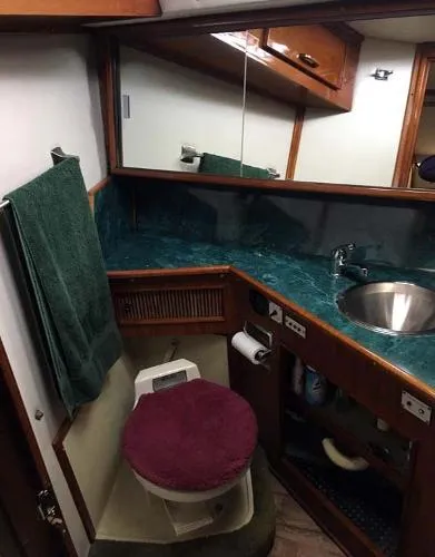 Slide: The Image of Sea Ray 390 Express Cruiser 1984 - 9