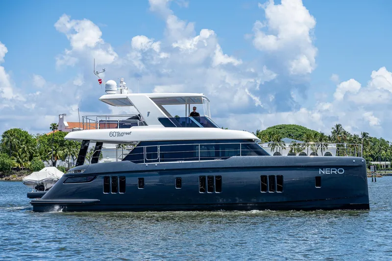 Slide: The Image of Sunreef 60 NERO- Profile - 1