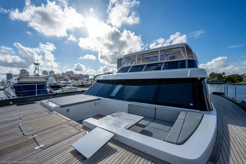 Slide: The Image of Sunreef 60 NERO- Bow - 125