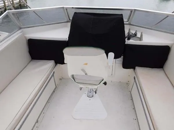Slide: The Image of Hatteras 58 Yacht Fisherman 1973 - 11