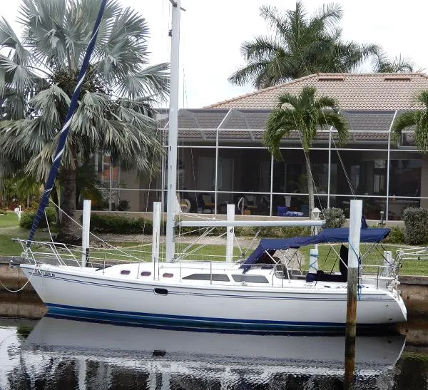 Slide: The Image of Catalina 34 MkII 2006 - 0