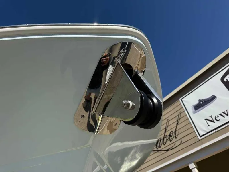 Slide: The Image of Sea Fox 328 Commander 2026 - 2