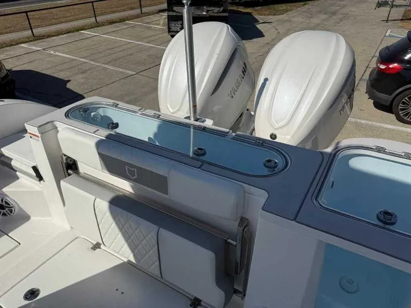 Slide: The Image of Sea Fox 328 Commander 2026 - 4