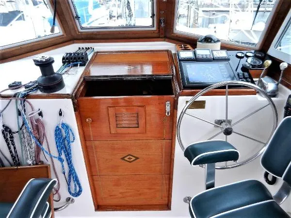 Slide: The Image of Cape Dory 300 Motorsailer 1987 - 11