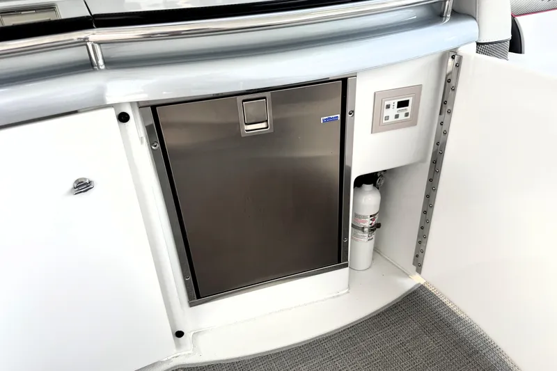 Slide: The Image of 2014 Formula 400 FX8 yacht interior with stainless steel cabinet and fire extinguisher. - 12