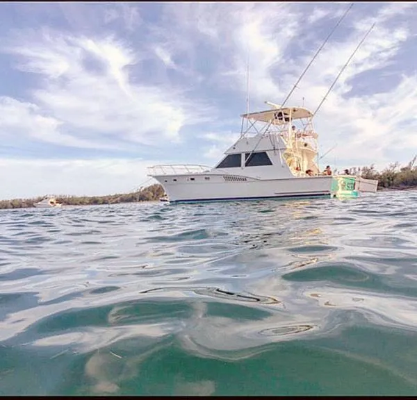 Slide: The Image of Hatteras Convertible 1982 - 8