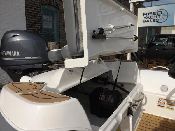 Slide: The Image of Avon Seasport 440 Deluxe NEO 60hp In Stock 2019 - 10