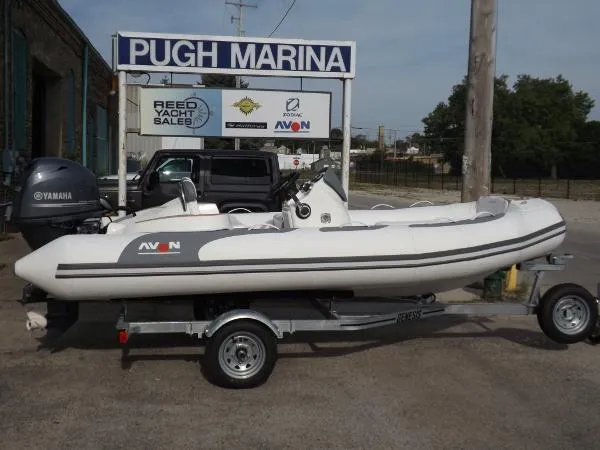 Slide: The Image of Avon Seasport 440 Deluxe NEO 60hp In Stock 2019 - 3