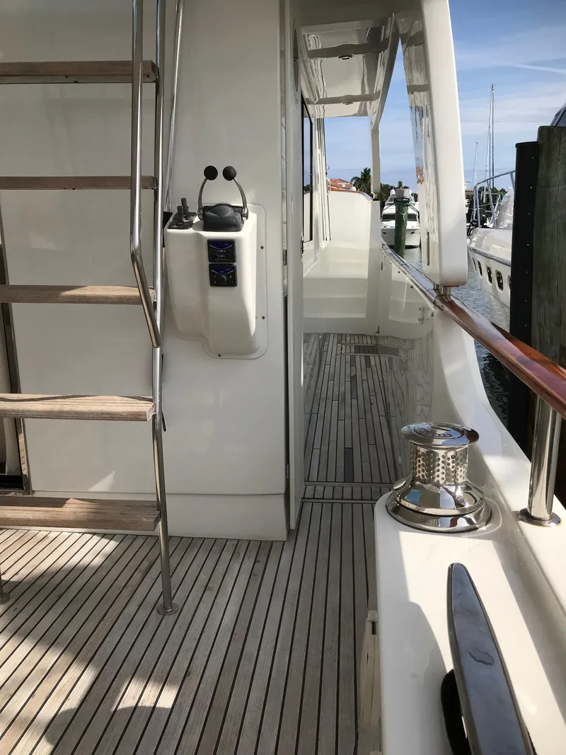 Slide: The Image of Beneteau Swift Trawler 52 2009 - 10