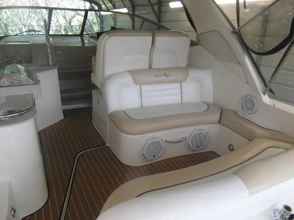 Slide: The Image of Sea Ray 310 Sundancer 2009 - 6